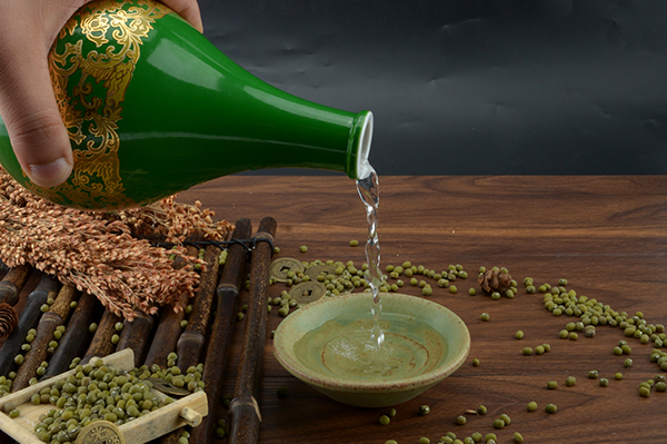 白酒品評技術(shù)要領(lǐng)及老明光酒品質(zhì)特色